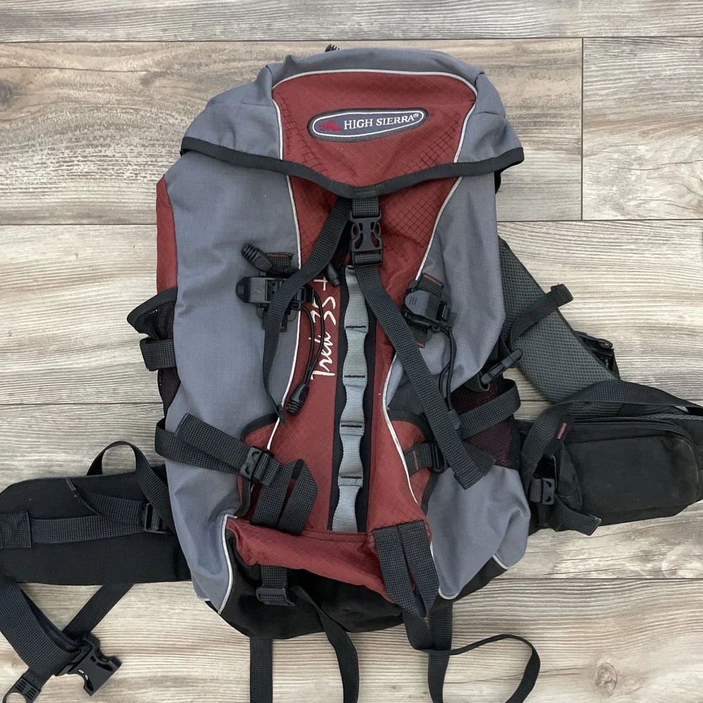 High Sierra Backpack‎ Trek 35+ Camping Hiking-